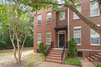 621 Highpark Ln, Raleigh, NC 27608