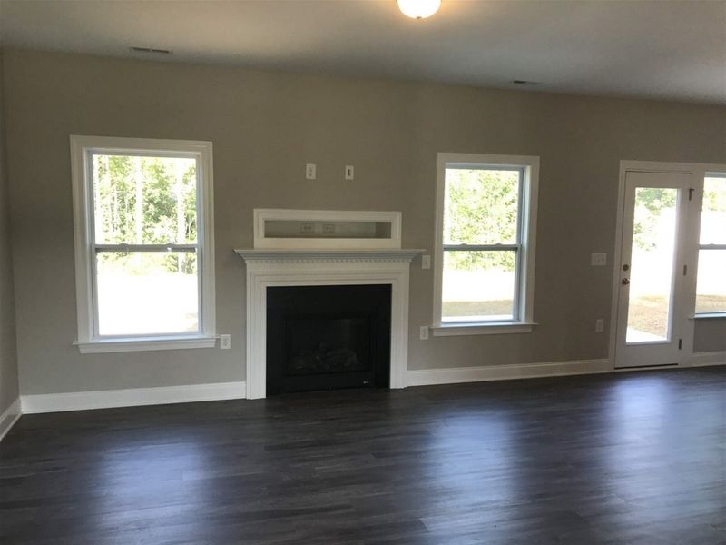 621 Lakemont Dr, Clayton, NC 27520