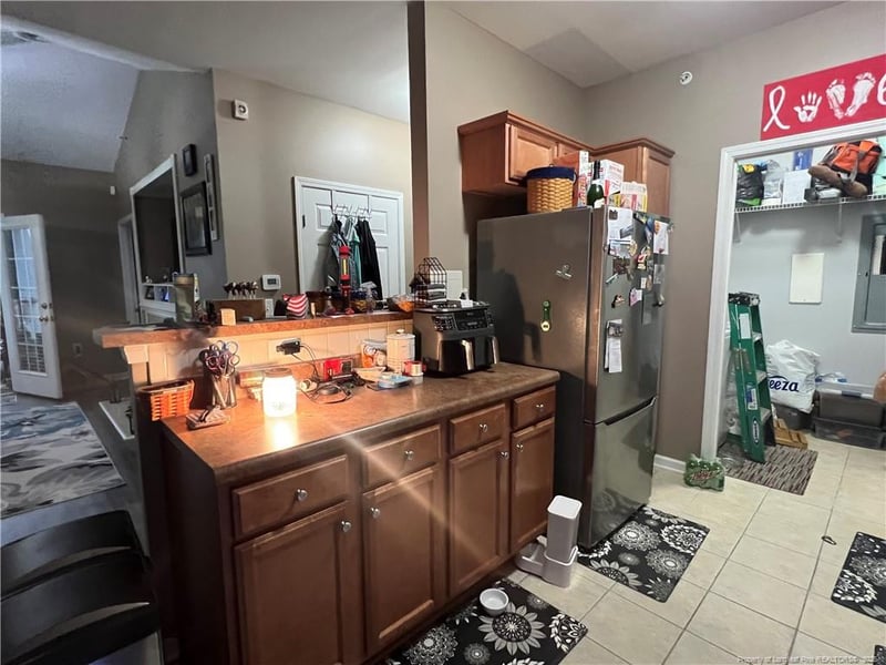 621 Marshtree Ln, Fayetteville, NC 28314