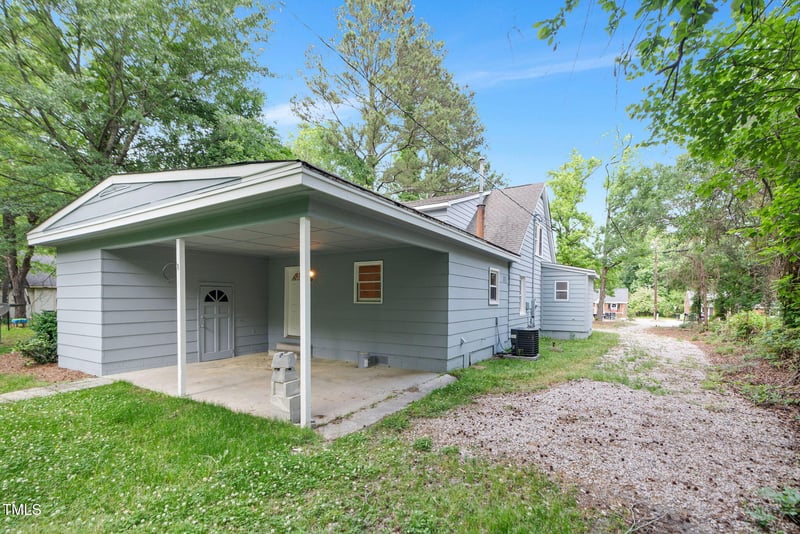 621 Shepard School Rd, Zebulon, NC 27597
