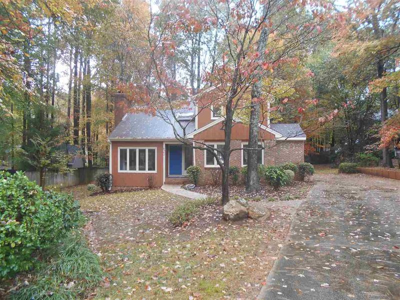 621 Westwood Dr, Garner, NC 27529