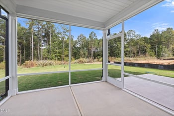 621 Wicklow Hall Dr, Fuquay Varina, NC 27526