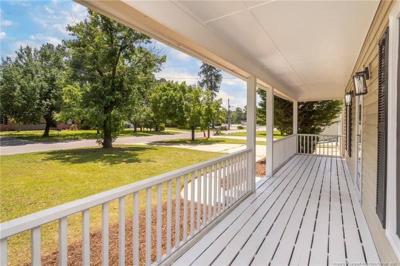 6211 Milford Rd, Fayetteville, NC 28303