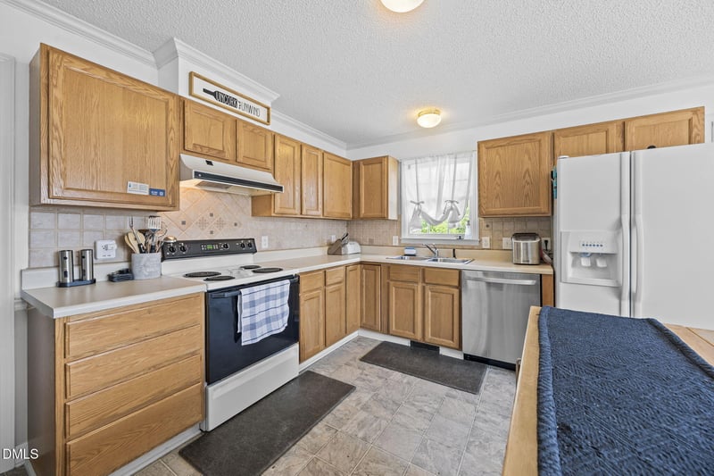 6212 Daybreak Dr, Wake Forest, NC 27587