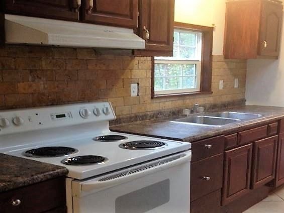 6212 Turning Point Dr, Wake Forest, NC 27587