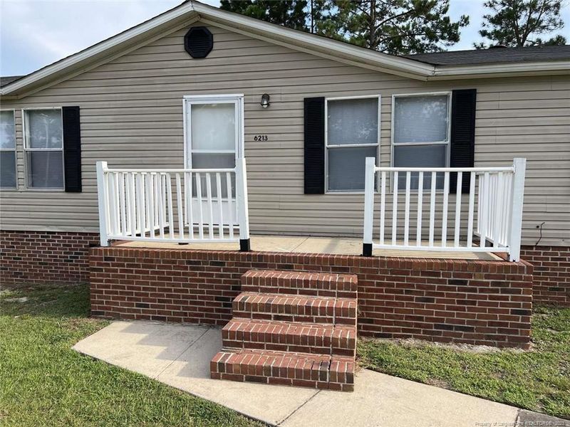 6213 Earp Ct, Hope Mills, NC 28348