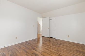 6213 River Bluff Ct, Raleigh, NC 27604