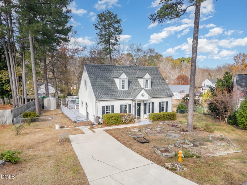 6213 River Bluff Ct, Raleigh, NC 27604