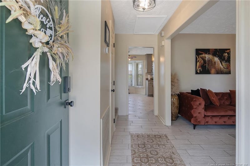 6213 Streeter Dr, Hope Mills, NC 28348