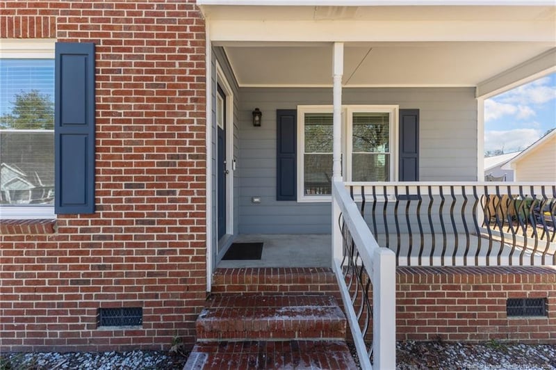 6215 Hedingham Dr, Hope Mills, NC 28348