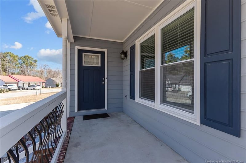 6215 Hedingham Dr, Hope Mills, NC 28348