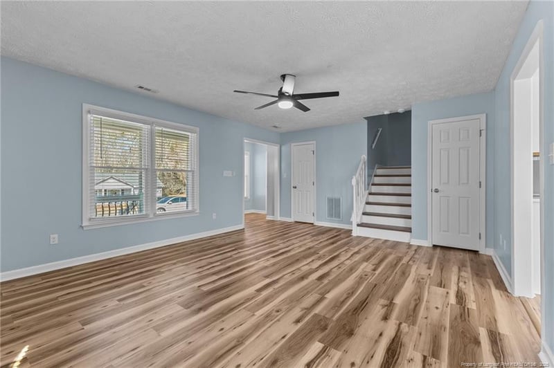6215 Hedingham Dr, Hope Mills, NC 28348