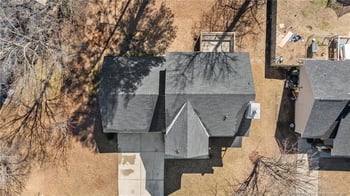 6215 Hedingham Dr, Hope Mills, NC 28348