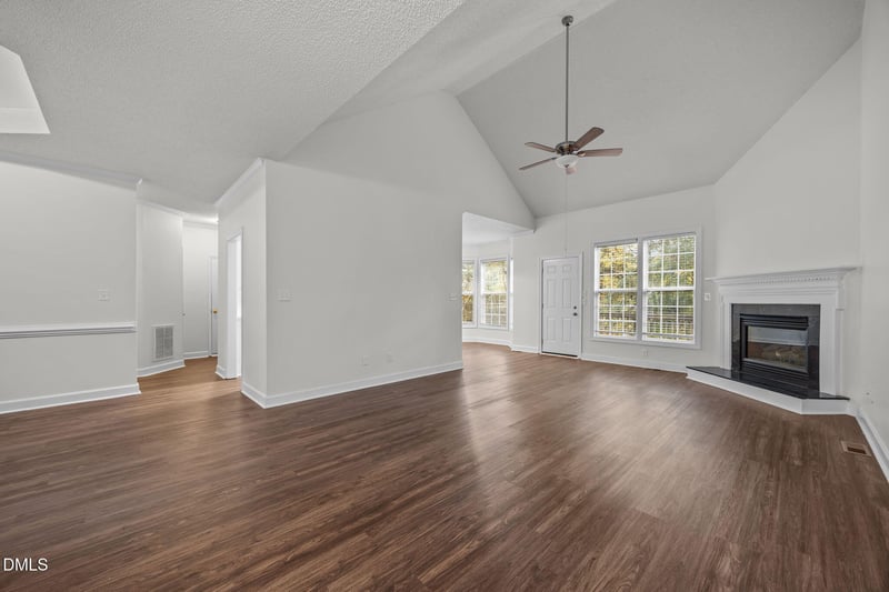 6215 Hilbert Ridge Dr, Holly Springs, NC 27540