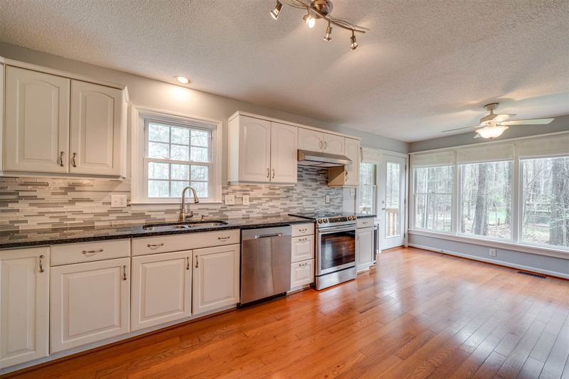 6216 Dello St, Durham, NC 27712