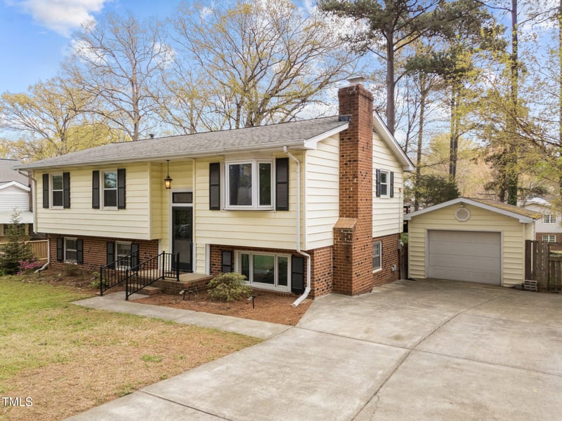 6216 Lewisand Cir, Raleigh, NC 27615