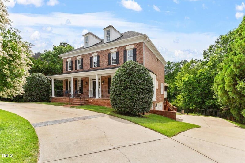 6217 Battleford Dr, Raleigh, NC 27612