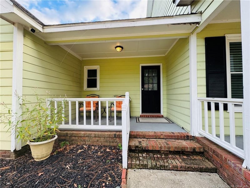6217 Lakehaven Dr, Fayetteville, NC 28304