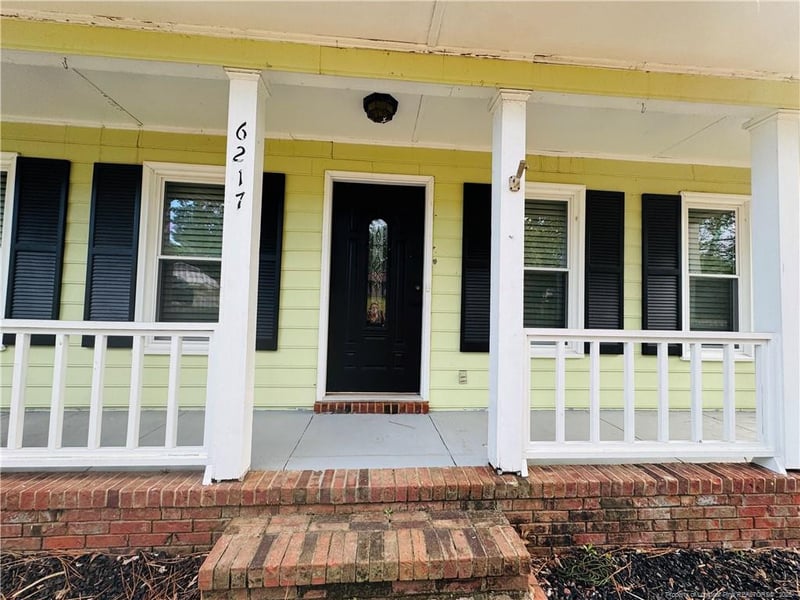 6217 Lakehaven Dr, Fayetteville, NC 28304