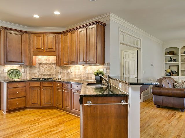 6218 Cabin Branch Dr, Durham, NC 27712