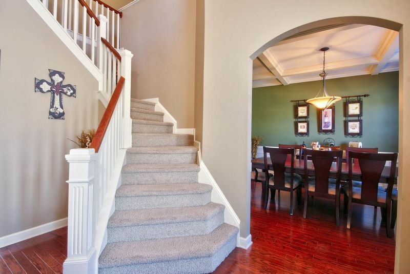 622 Adams Point Dr, Garner, NC 27529