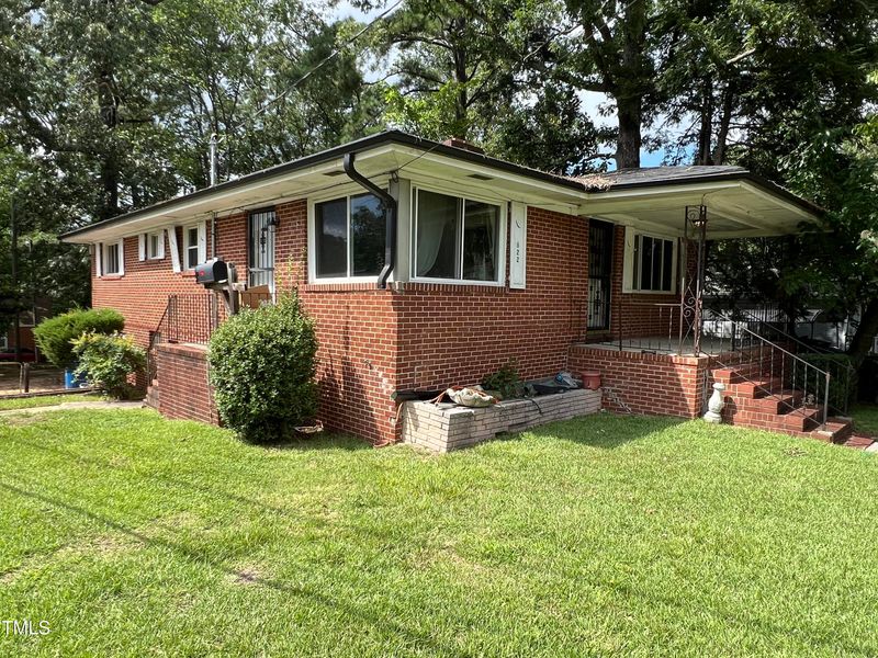 622 Bacon St, Durham, NC 27703