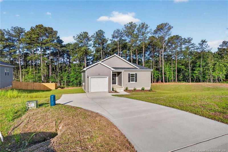 622 Blossom Trl, Lillington, NC 27546