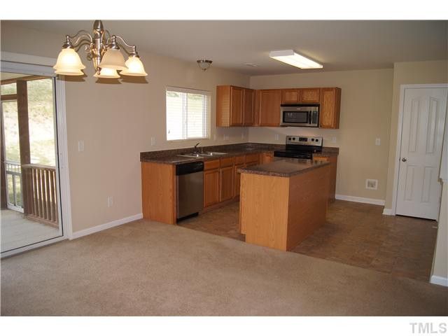 622 Chalcedony Ct, Durham, NC 27703
