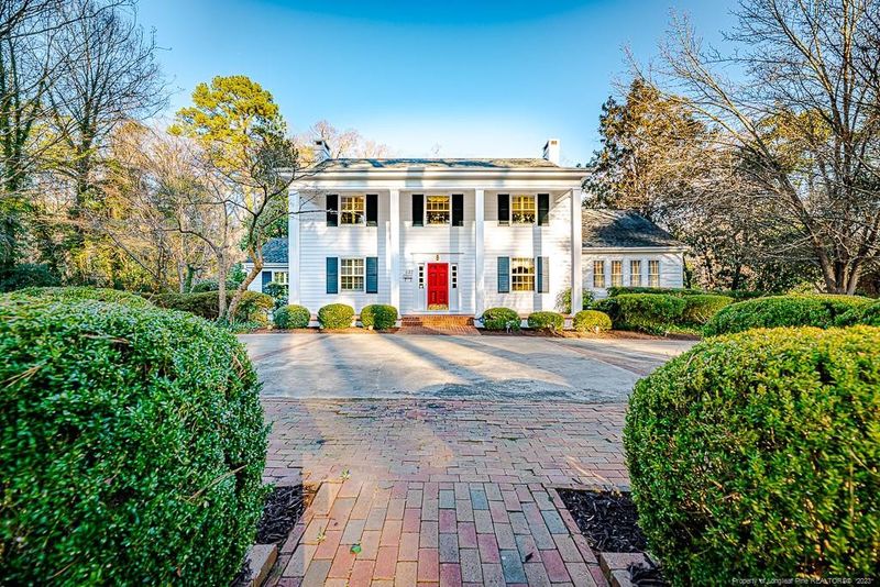 622 Chisholm St, Sanford, NC 27330