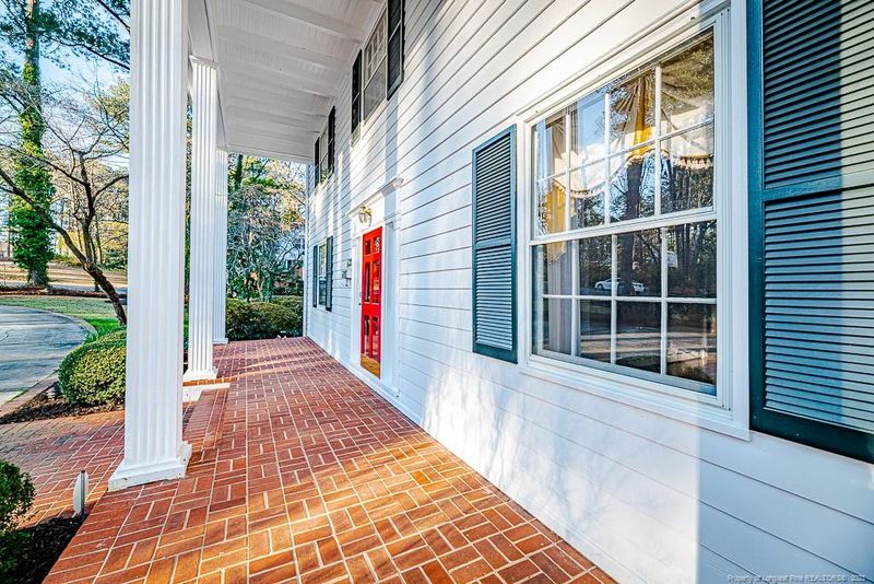 622 Chisholm St, Sanford, NC 27330
