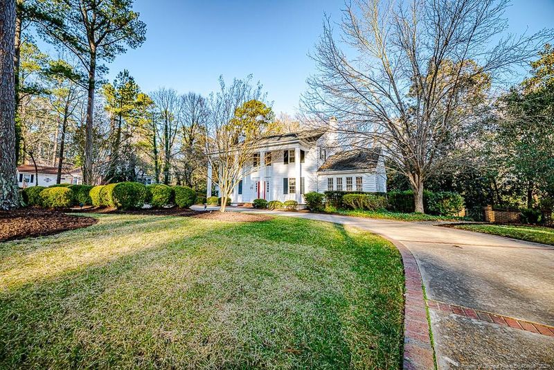 622 Chisholm St, Sanford, NC 27330
