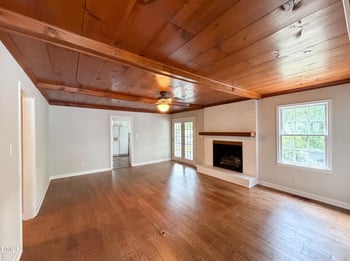 622 Dowless Dr, Fayetteville, NC 28311