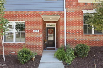 622 Gateway Crossing Ln, Wake Forest, NC 27587