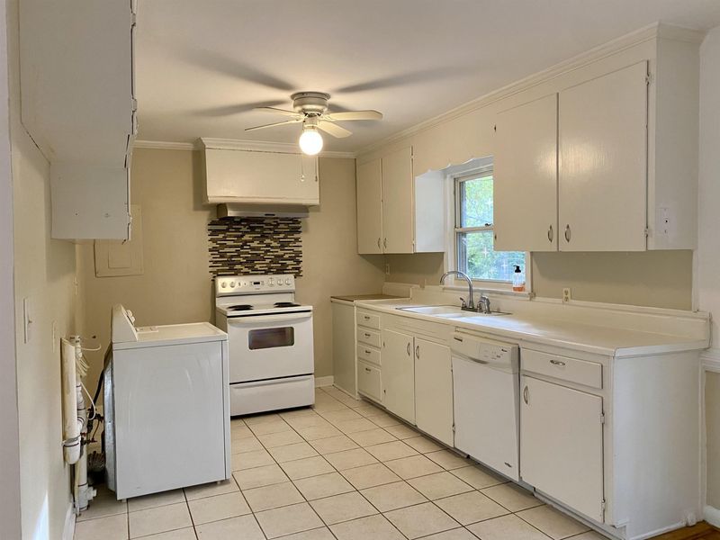 622 Griffis St, Cary, NC 27511