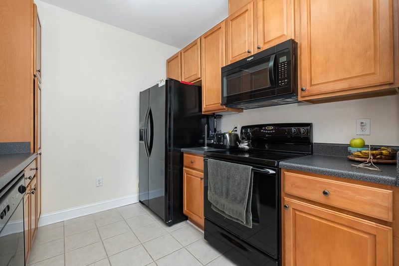 622 Ives Ct #622, Chapel Hill, NC 27514