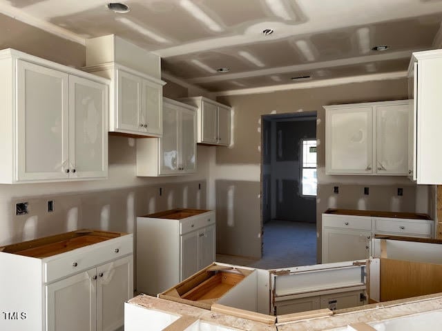 622 Little River Dr, Zebulon, NC 27597