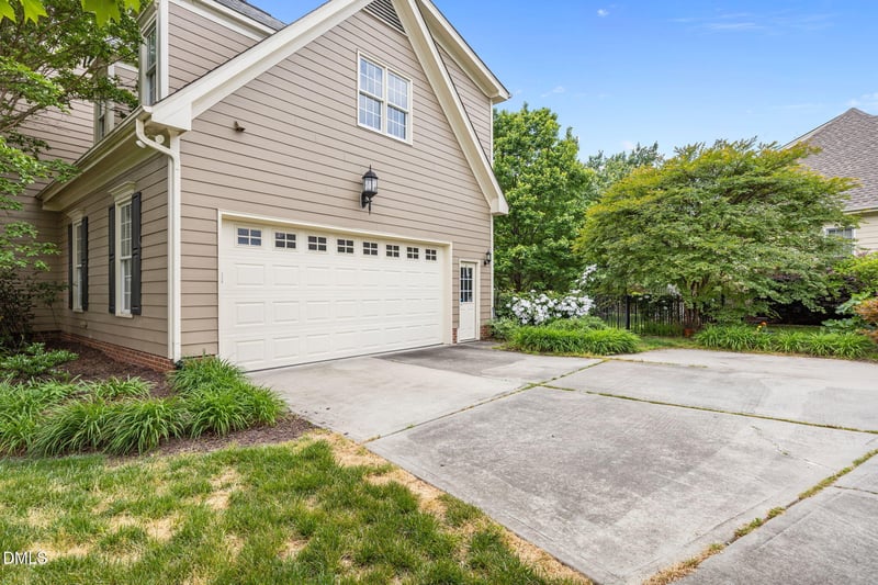 622 Mercer Grant Dr, Cary, NC 27519