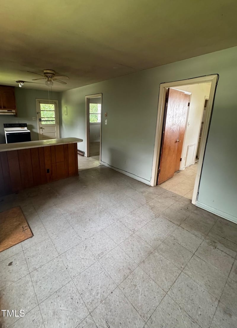 622 Middle St, Durham, NC 27703
