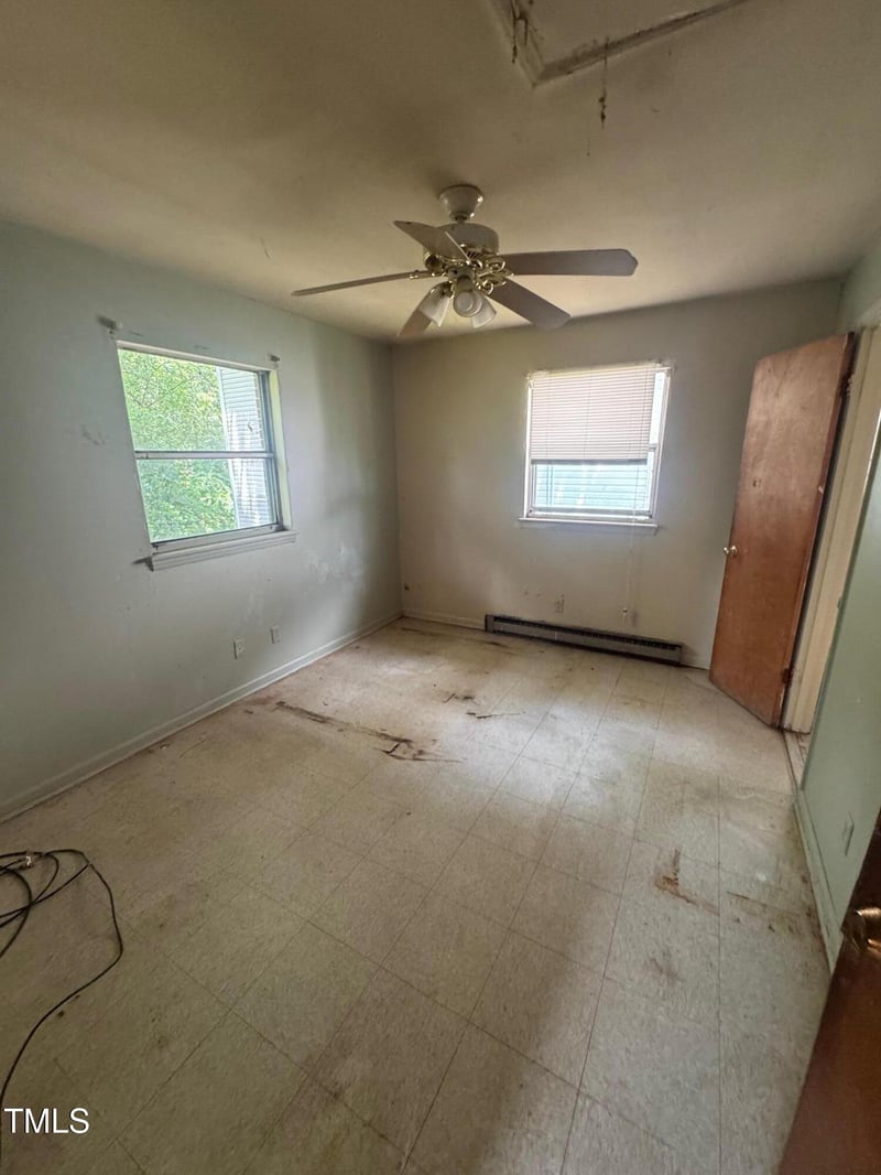 622 Middle St, Durham, NC 27703