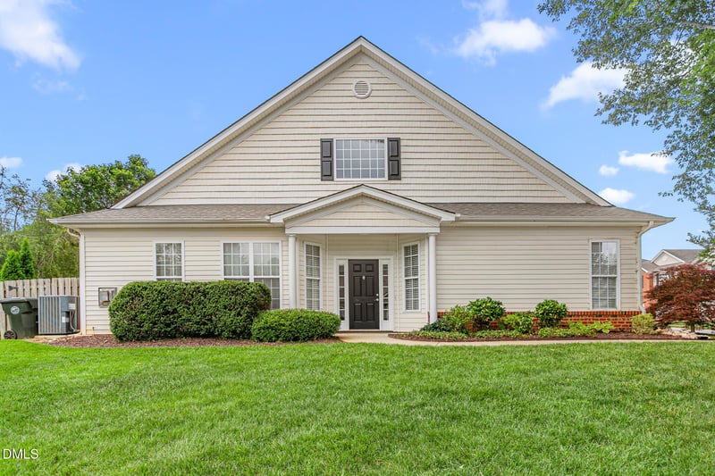 622 Oakfield Trl, Mebane, NC 27302