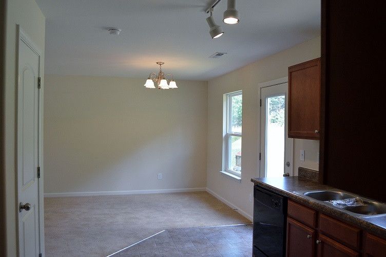 622 Randolph Dr, Clayton, NC 27520