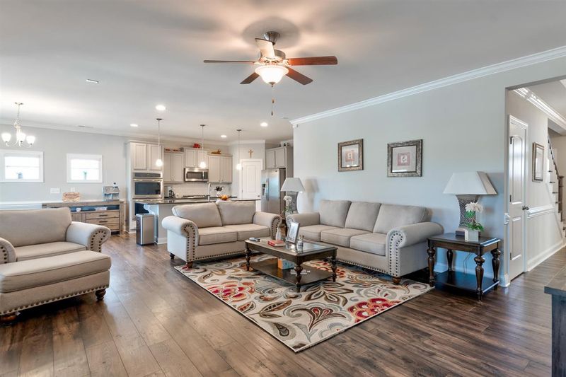 622 Sunland Dr, Knightdale, NC 27545