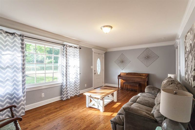 622 Sybil Dr, Durham, NC 27703