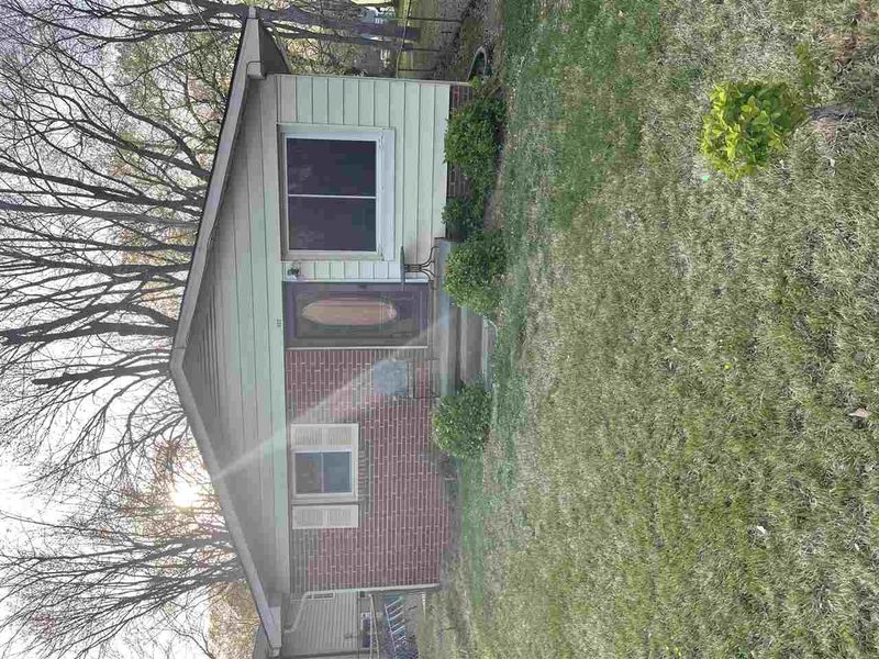 622 Troy St, Durham, NC 27703