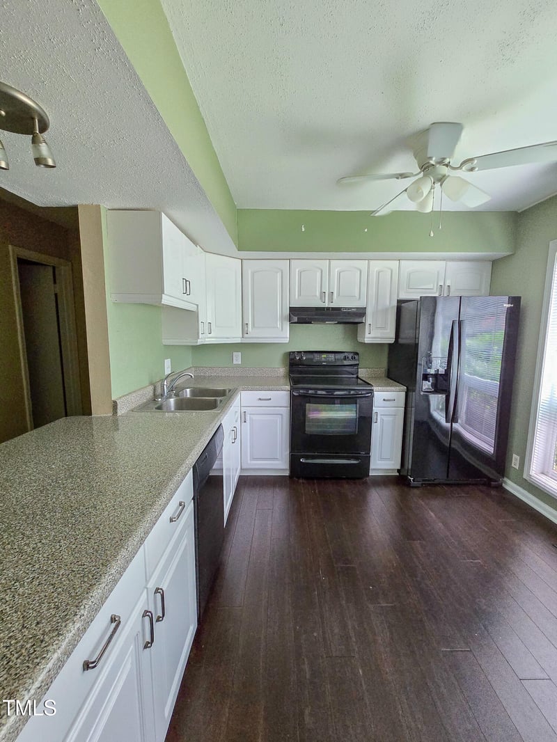 6220 Dixon Dr, Raleigh, NC 27609