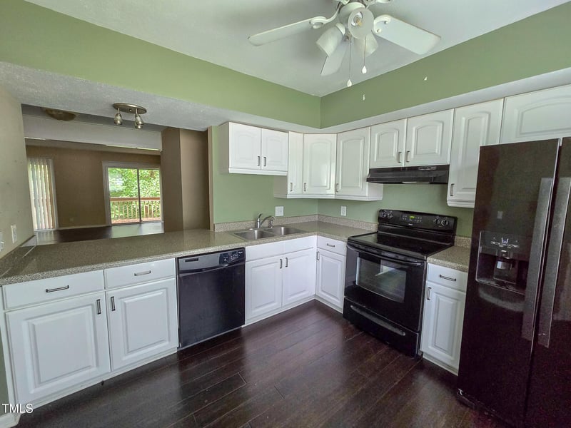 6220 Dixon Dr, Raleigh, NC 27609