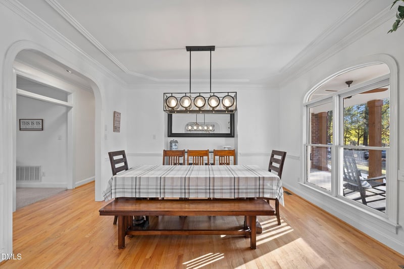 6220 Standing Oak Ln, Raleigh, NC 27603