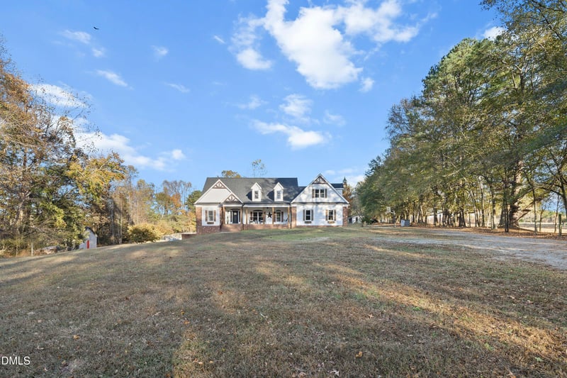 6220 Standing Oak Ln, Raleigh, NC 27603