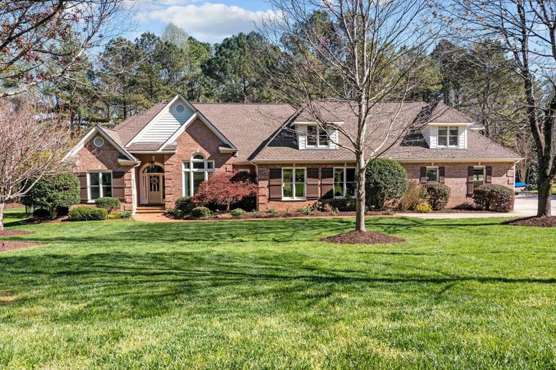 6220 Therfield Dr, Raleigh, NC 27614