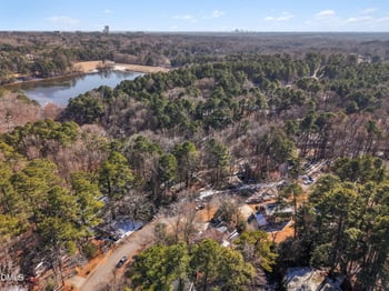 6221 Rushingbrook Dr, Raleigh, NC 27612